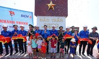Quang Ninh : Installation d’un tour à drapeau sur l’île Tran