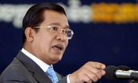 Hun Sen promet de punir ceux qui critiquent la carte de délimitation avec le Vietnam