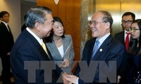 Nguyen Sinh Hung rencontre le président de la Chambre basse japonaise