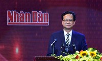 Nguyen Tan Dung à l’inauguration de la chaîne de télévision Nhan Dan