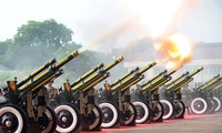 Meeting, parade militaire et défilé en l’honneur de la Fête nationale vietnamienne