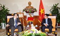 Les hauts officiels vietnamiens et philippins se sont réunis à Hanoï