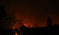 Californie: l'état d'urgence déclaré, des milliers de personnes fuient les incendies