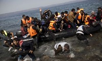 Réfugiés : l’UE rétablit des contrôles aux frontières