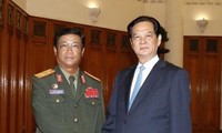 Nguyen Tan Dung reçoit le chef d’état major laotien