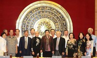 Tong Thi Phong rencontre d’anciens députés de la province de Dong Nai  