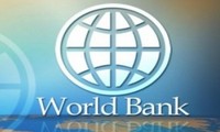 Une mission de la Banque mondiale reçue par Nguyen Sinh Hung