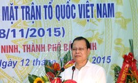 Vu Van Ninh à la journée d’union nationale à Bac Ninh