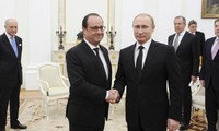La Russie et la France vont « coordonner » leurs frappes contre l'Etat islamique
