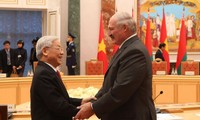 Nguyen Phu Trong reçoit Alexandre Loukachenko