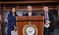 Silures: Le sénateur John McCain demande au Congrès d’opposer son véto