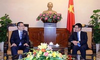L’ambassadeur nord-coréen reçu par Pham Binh Minh
