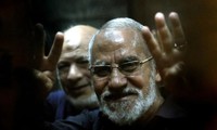 Egypte: le chef des Frères musulmans condamné à 10 ans pour violences