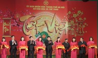 Ouverture du programme «Tet vietnamien» au musée de Hanoi