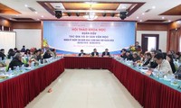 Symposium sur le poète Xuân Diêu