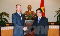 Pham Binh Minh reçoit le secrétaire du conseil de sécurité russe