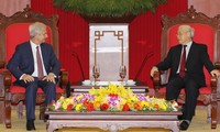 Le président de l’Assemblée nationale française achève sa visite au Vietnam