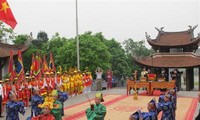 Hommage à Lac Long Quan et à Au Co, début des fêtes des rois Hung 2016 