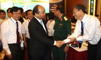 Quang Tri : Le PM à la conférence de promotion de l'investissement et du tourisme