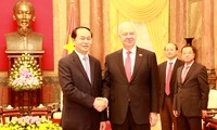 Tran Dai Quang reçoit les ambassadeurs russe et japonais 