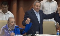 Raul Castro réélu pour cinq ans à la tête du PC cubain