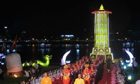 Festival de Hue : Première fête des lanternes bouddhiques de Quang Chieu