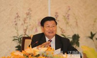 Le Premier ministre laotien achève sa visite officielle au Vietnam