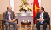 Le Vietnam déroule le tapis rouge aux investisseurs