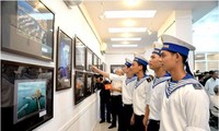 Dong Van accueille une exposition sur la mer et les îles du pays