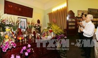 Nguyên Phu Trong rend hommage à l’ancien secrétaire général du PCV Lê Duân