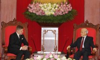Robert Fico rencontre les plus hauts dirigeants vietnamiens