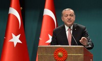 Turquie : le président Erdogan instaure l’état d’urgence pour trois mois