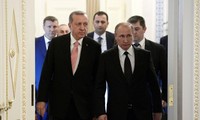 Poutine et Erdogan déterminés à régler leurs différends
