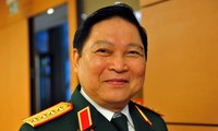 Le ministre de la défense Ngo Xuan Lich en visite en Chine