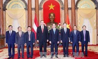 Tran Dai Quang reçoit  des nouveaux ambassadeurs