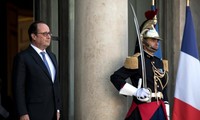 Hollande : «Un attentat a été déjoué» et «un groupe annihilé»