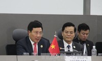 Rencontres bilatérales entre Phạm Bình Minh et des dirigeants étrangers