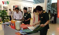 Exposition sur les forces armées de Hanoi
