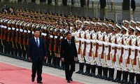 Xi Jinping reçoit le président philippin Rodrigo Duterte