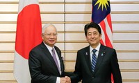 Mer Orientale : Japonais et Malaisiens appellent à un règlement pacifique 
