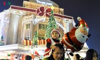 Noël célébré dans la joie et la sécurité au Vietnam et dans le monde entier