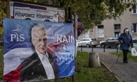 Pologne: Les conservateurs favoris des élections législatives de ce dimanche