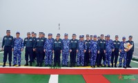 Vietnamese-Chinese Coast Guards complete joint patrol
