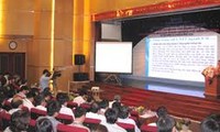 Konferensi nasional tentang penerapan teknologi informasi instansi kesehatan Vietnam.