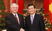 Memperkuat hubungan kerjasama di banyak segi antara Vietnam dan Armenia