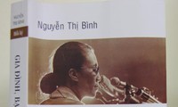 Keluarga, sahabat dan Tanah Air – Buku memory karya Ibu Nguyen Thi Binh