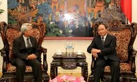 Deputi Perdana Menteri Nguyen Xuan Phuc menerima Wakil Ketua JICA, Arakawa Hiroto.
