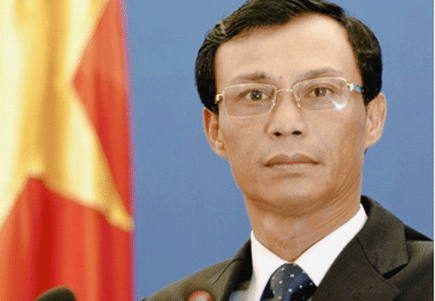 Vietnam memprotes perusahaan Tiongkok yang mengundang tender di kepulauan Hoang Sa (Paracel).