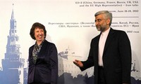 Iran mengajukan syarat untuk menghentikan pengayaan uranium tingkat 20%.