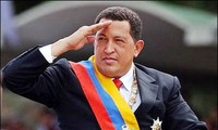 Presiden Venezuela, Hugo Chavez resmi terpilih kembali.